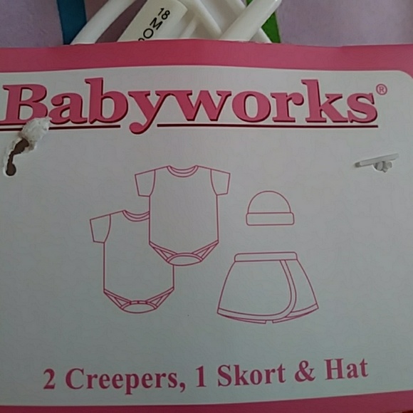 4 pc Babyworks Set - Picture 2 of 2